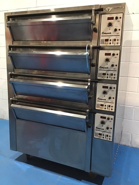 Tom Chandley 8 Tray (18" x  30" Trays) Deck Oven
