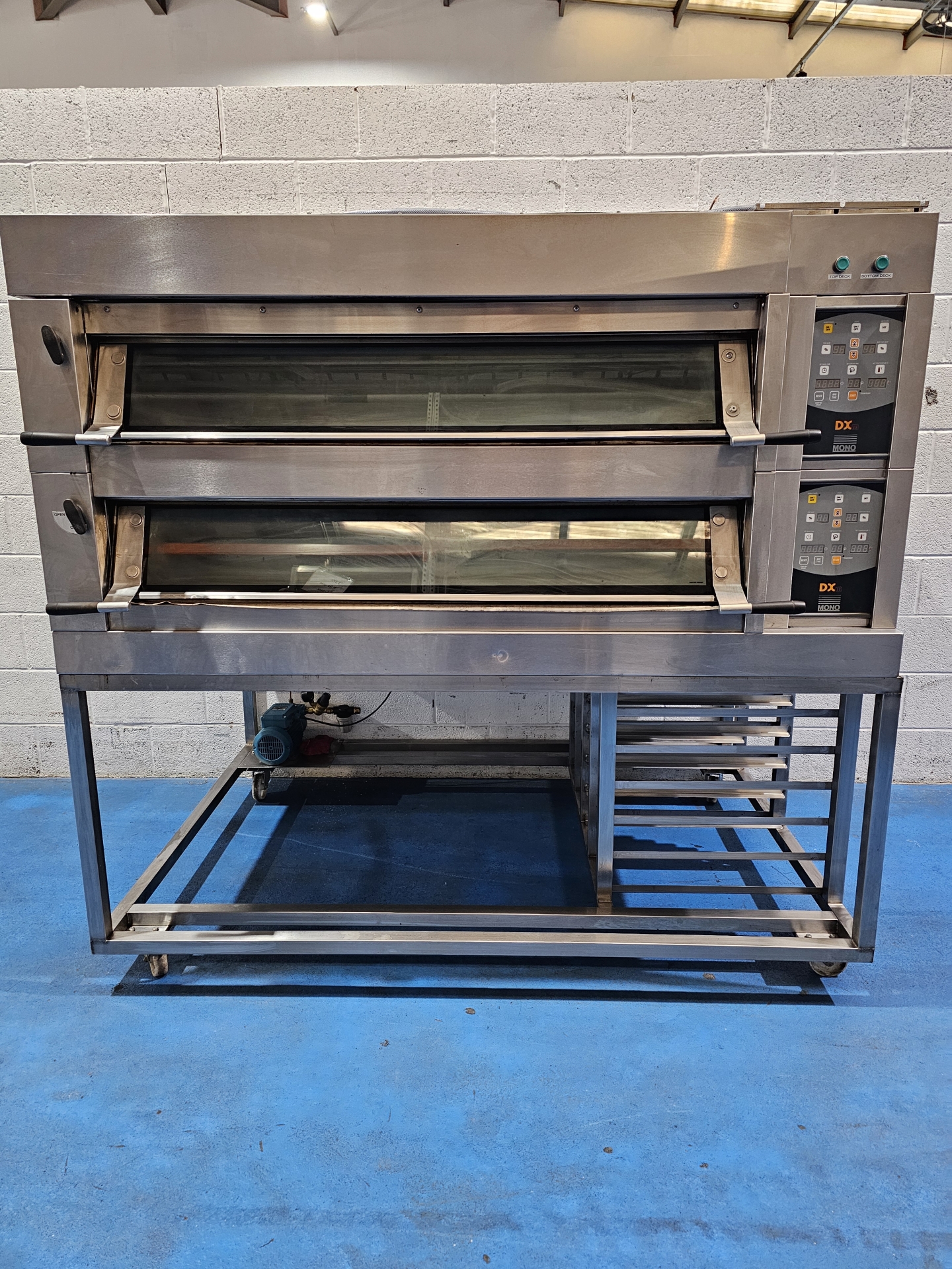 Mono 6 Tray (18" x 30" Trays) Deck Oven
