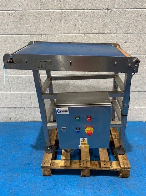 Conveyor - 900mm x 550mm