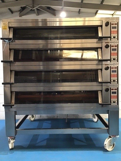 Sottoriva 4 Deck 24 Tray (40cm x 60cm Trays) Oven