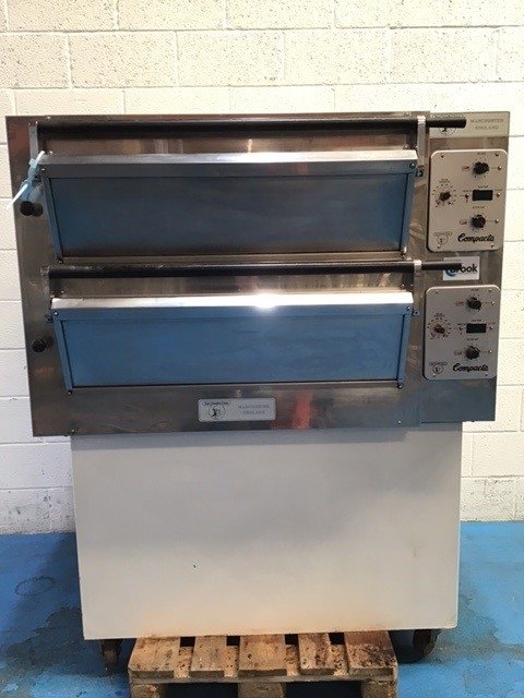 Tom Chandley 4 Tray (18" x 30" Trays) Deck Oven