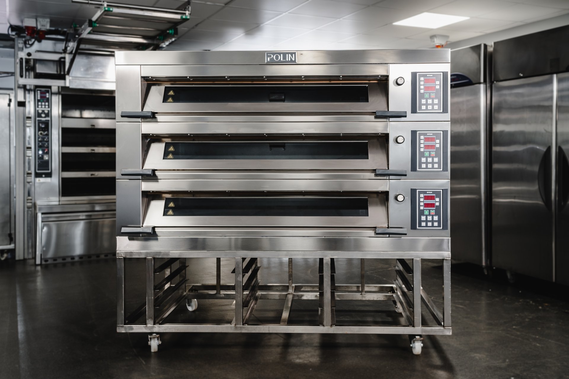 Polin 9 Tray (18" x 30" Trays) Modular Electric Deck Oven - 3 Decks (3 Trays Wide)