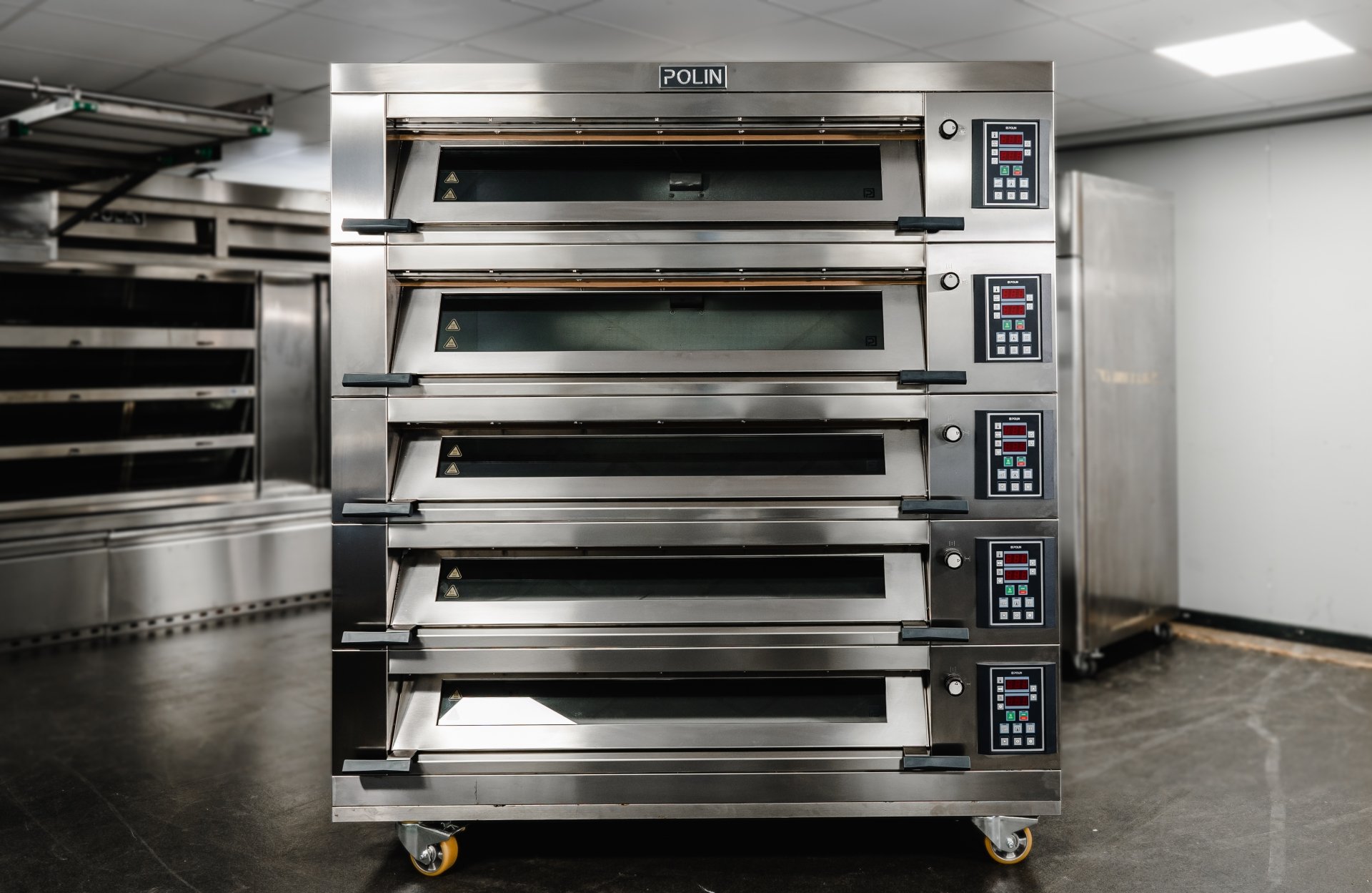 Polin 15 Tray (18" x 30" Trays) Modular Electric Deck Oven - 5 Decks (3 Trays Wide)