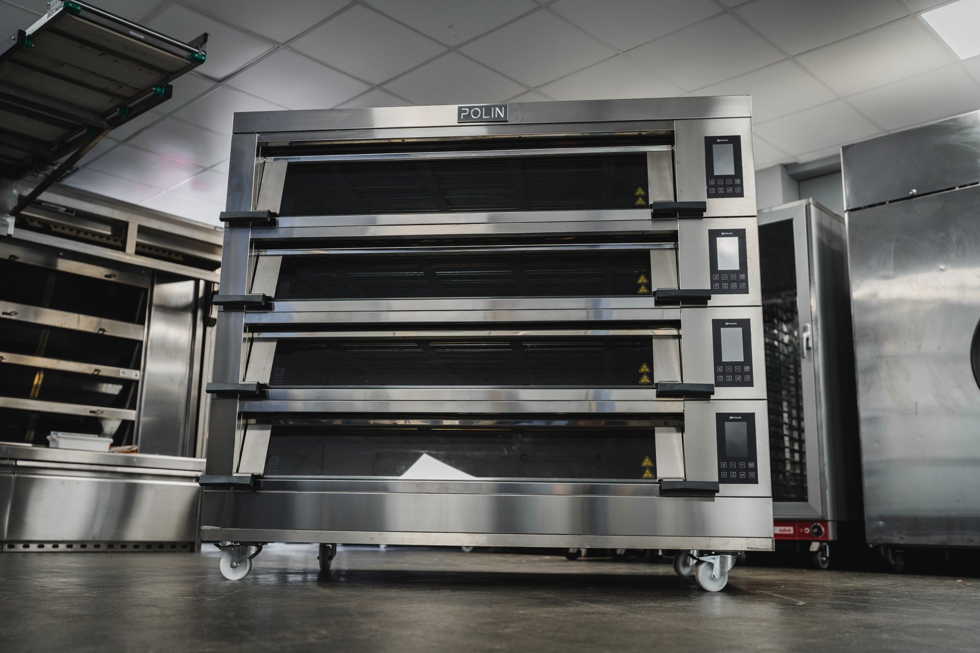 Polin 12 Tray (18"x30") Stratos XP High Control Modular Deck Oven - 4 Deck (3 Trays wide)