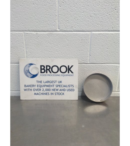 8" Round Cake Tin
