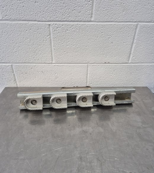 Rondo 4 Across D Shaped Pasty Stamping Tool