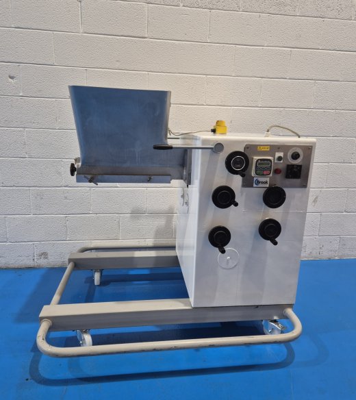 Baker Perkins Bakers Piston Depositor To Fit Over Conveyor