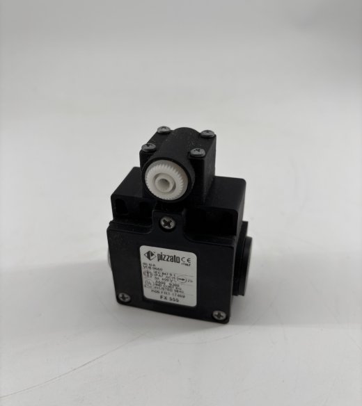 Pizzato Limit Switch