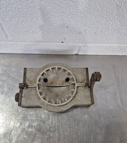 Camwheat Hand Pasty Die