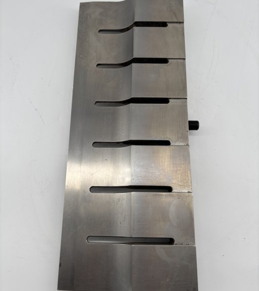 Ultrasonic Cutting Blade