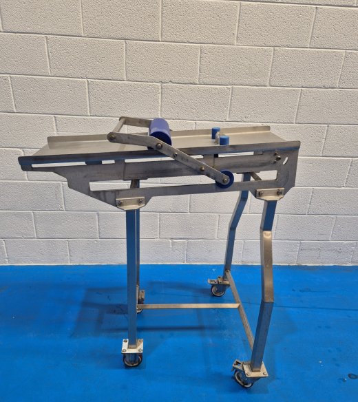 Stainless Steel Ingredient Bag Squeezing Table 